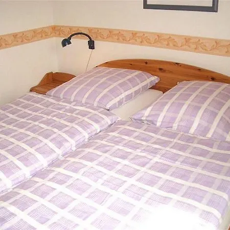 Im Mit Gartenterrasse * ウスラー