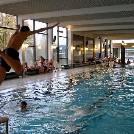 Im Mit Gartenterrasse * ウスラー