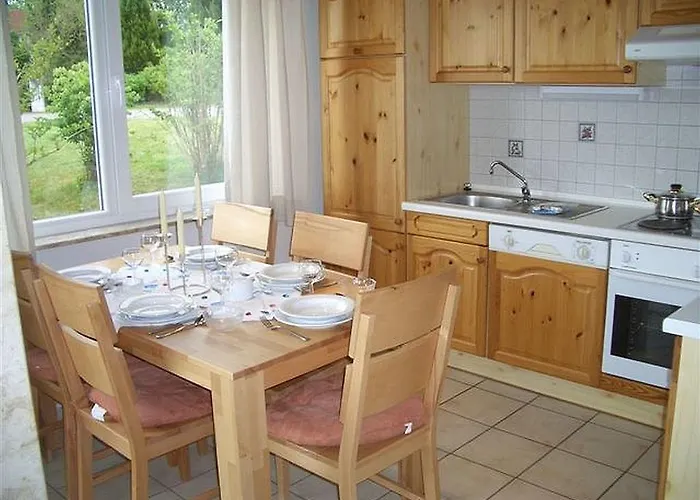 Im Mit Gartenterrasse Vakantiehuis *